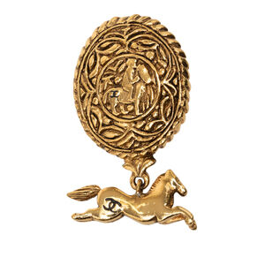Pre-Loved Chanel CC Gold Plated Medallion Horse Charm Brooch
